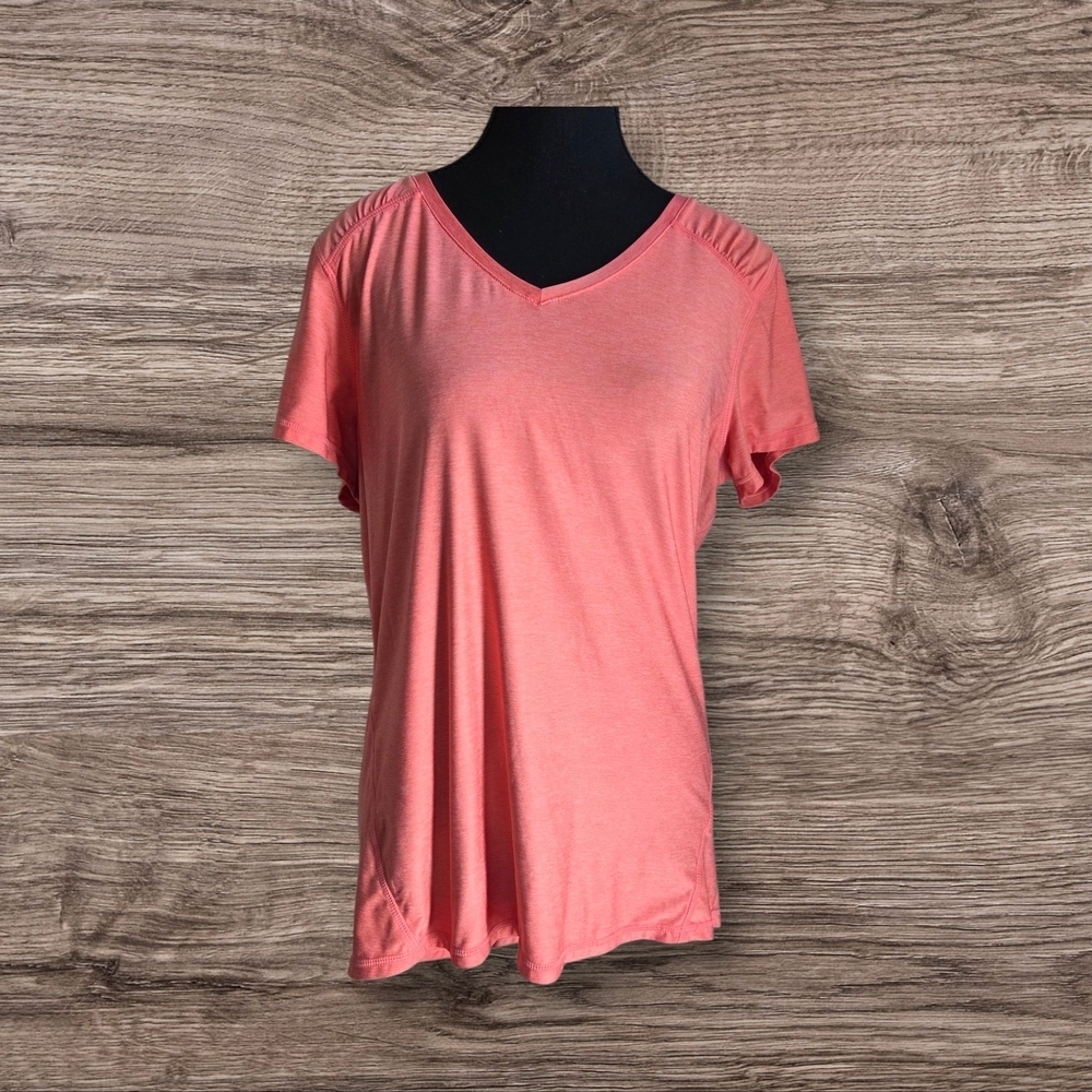 ⭐️Head Coral Short Sleeve V-Neck Top Size L